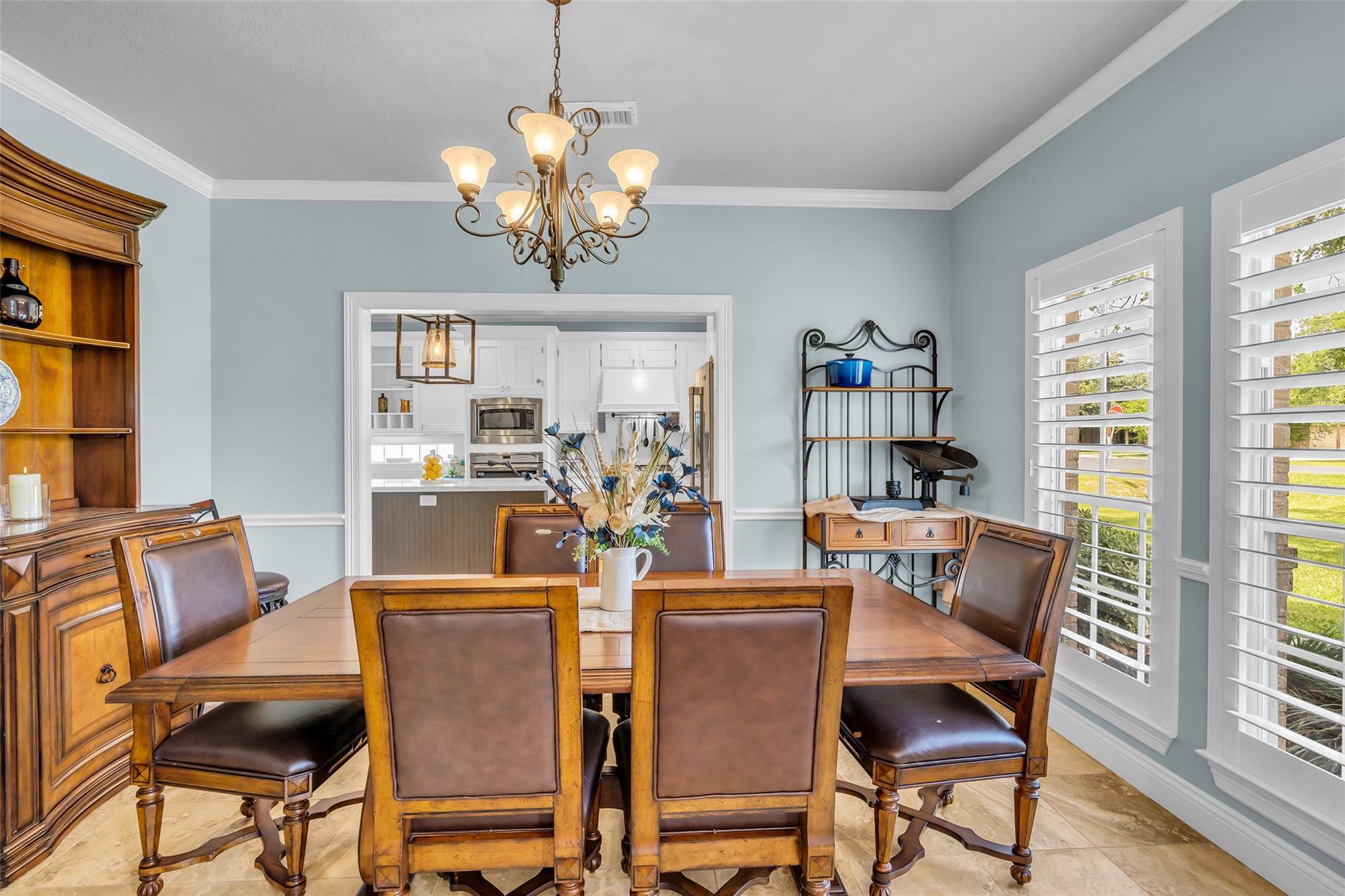 210 River Oaks Drive