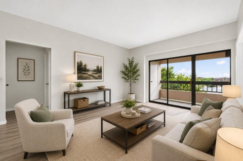 Photo of 2211 S Braeswood Boulevard #23I, Houston, TX 77030 (MLS # 13132392)
