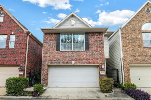 2634 Couch Street Houston TX 77008