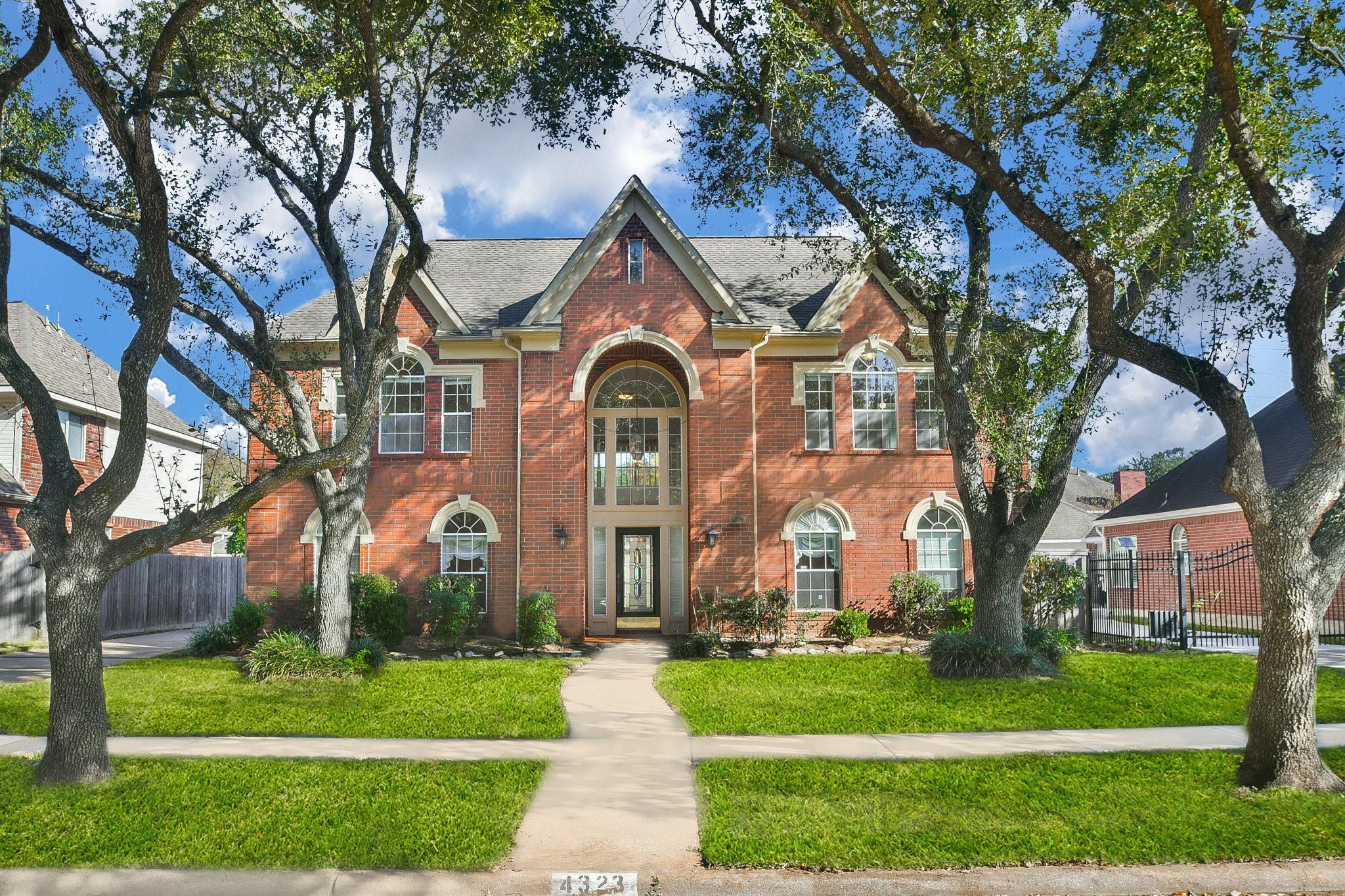 4323 Magnolia Lane