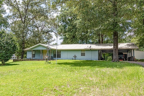 Photo of 185 Rayon W, Livingston, TX 77351 (MLS # 98348596)