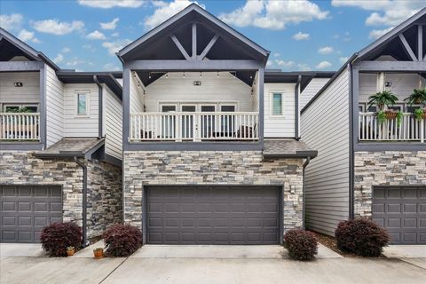 845 Fisher Street C Houston TX 77018