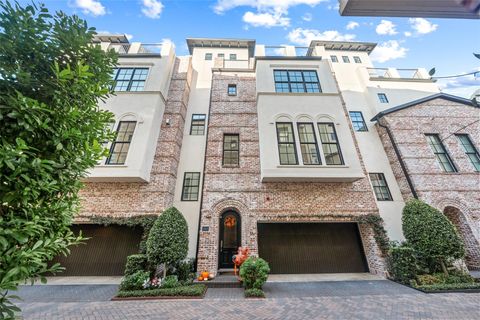 Photo of 1306 Castle Court #A, Houston, TX 77006 (MLS # 30181302)