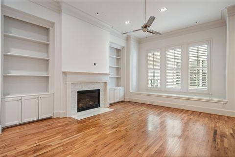 Tiny photo for 1306 Castle Court #A, Houston, TX 77006 (MLS # 30181302)