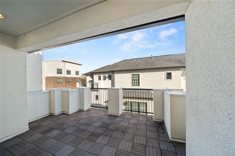 Tiny photo for 1306 Castle Court #A, Houston, TX 77006 (MLS # 30181302)