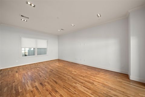 Tiny photo for 1306 Castle Court #A, Houston, TX 77006 (MLS # 30181302)