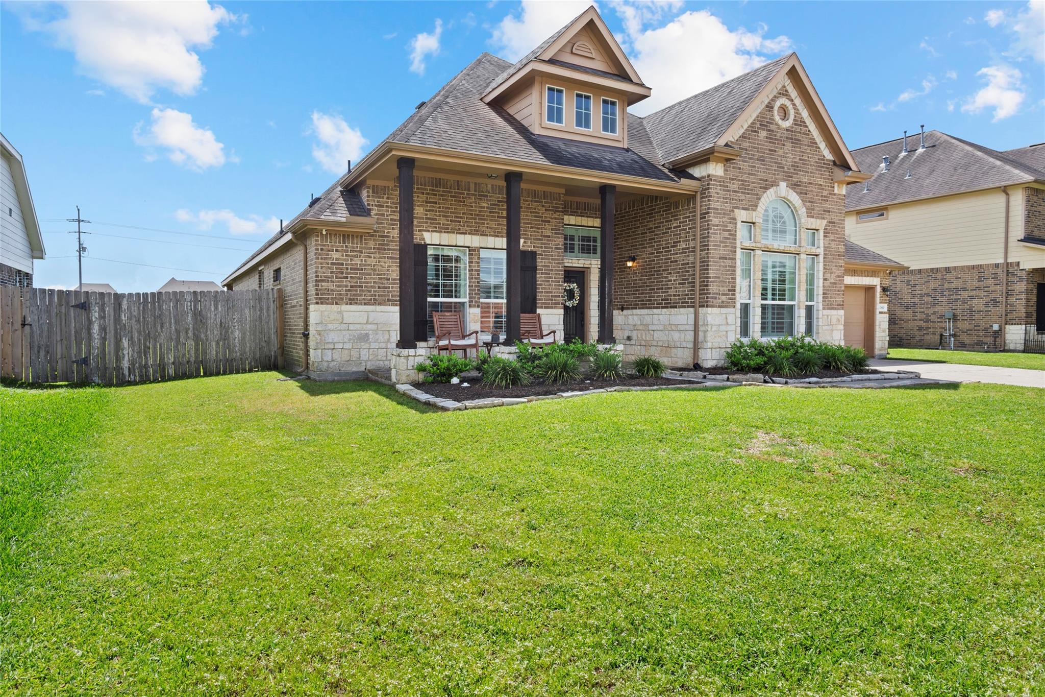 11810 Pearl Lane