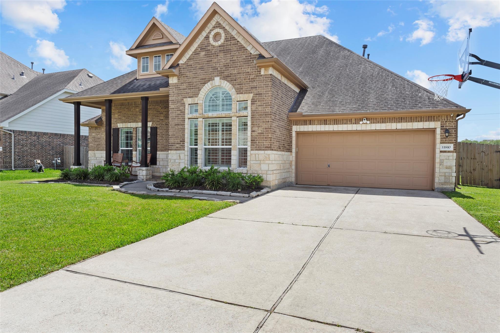 11810 Pearl Lane