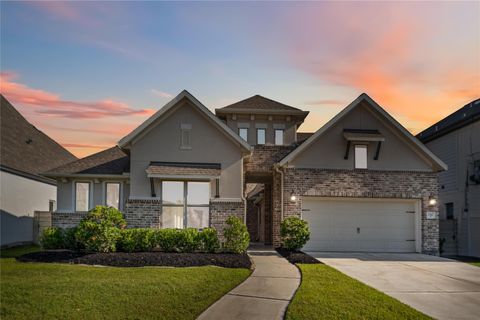 Photo of 2947 Harbor Spring Way, Manvel, TX 77578 (MLS # 22333361)