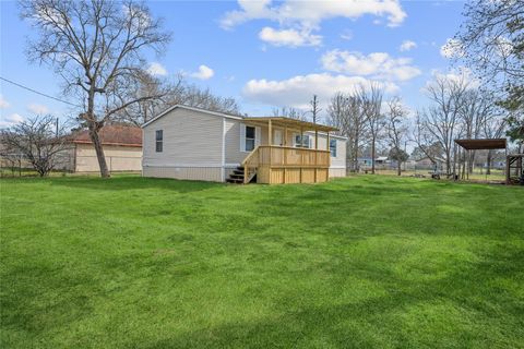 Photo of 139 Henry, Livingston, TX 77351 (MLS # 28934502)