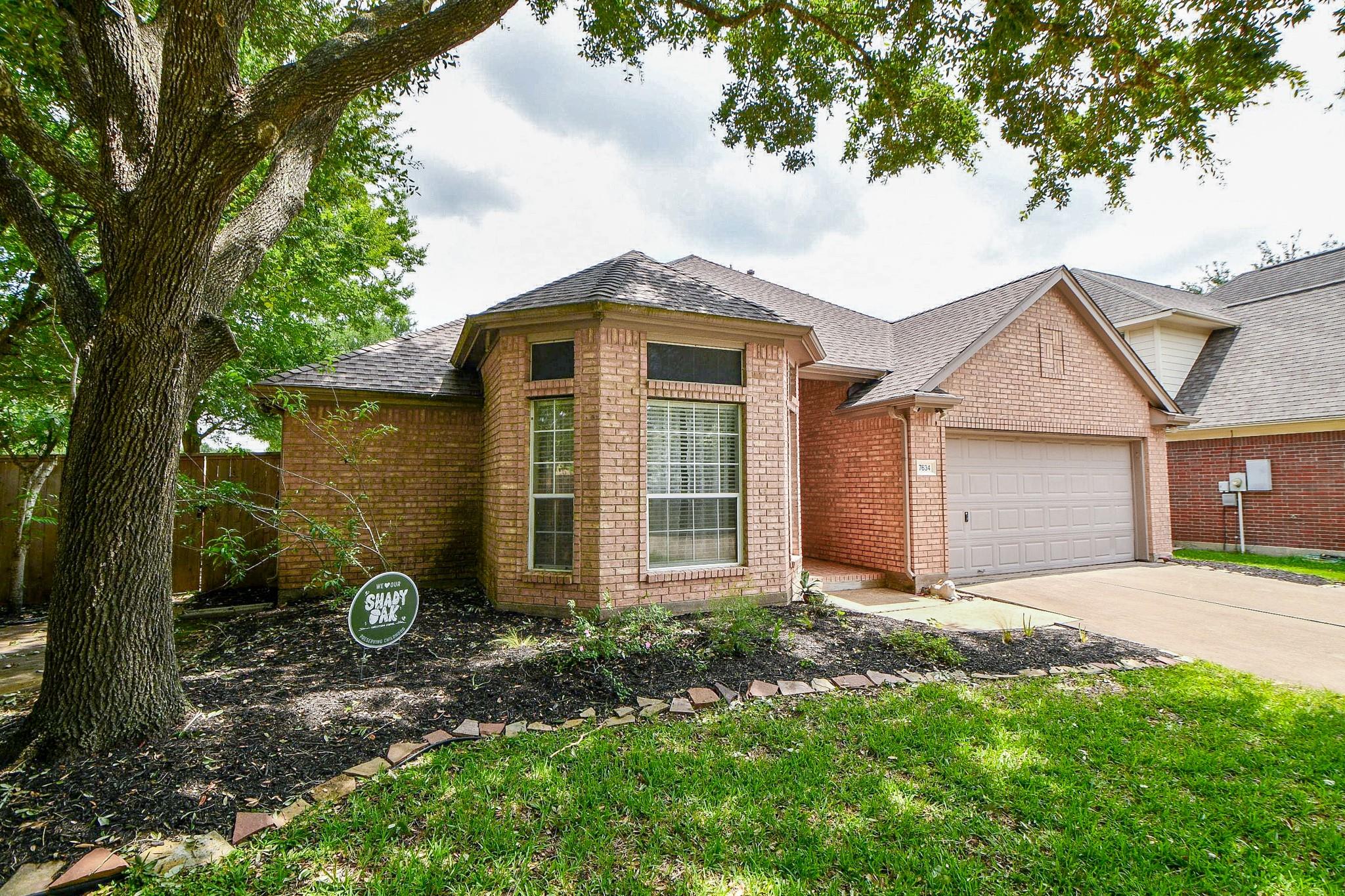 7634 Broken Oak Lane