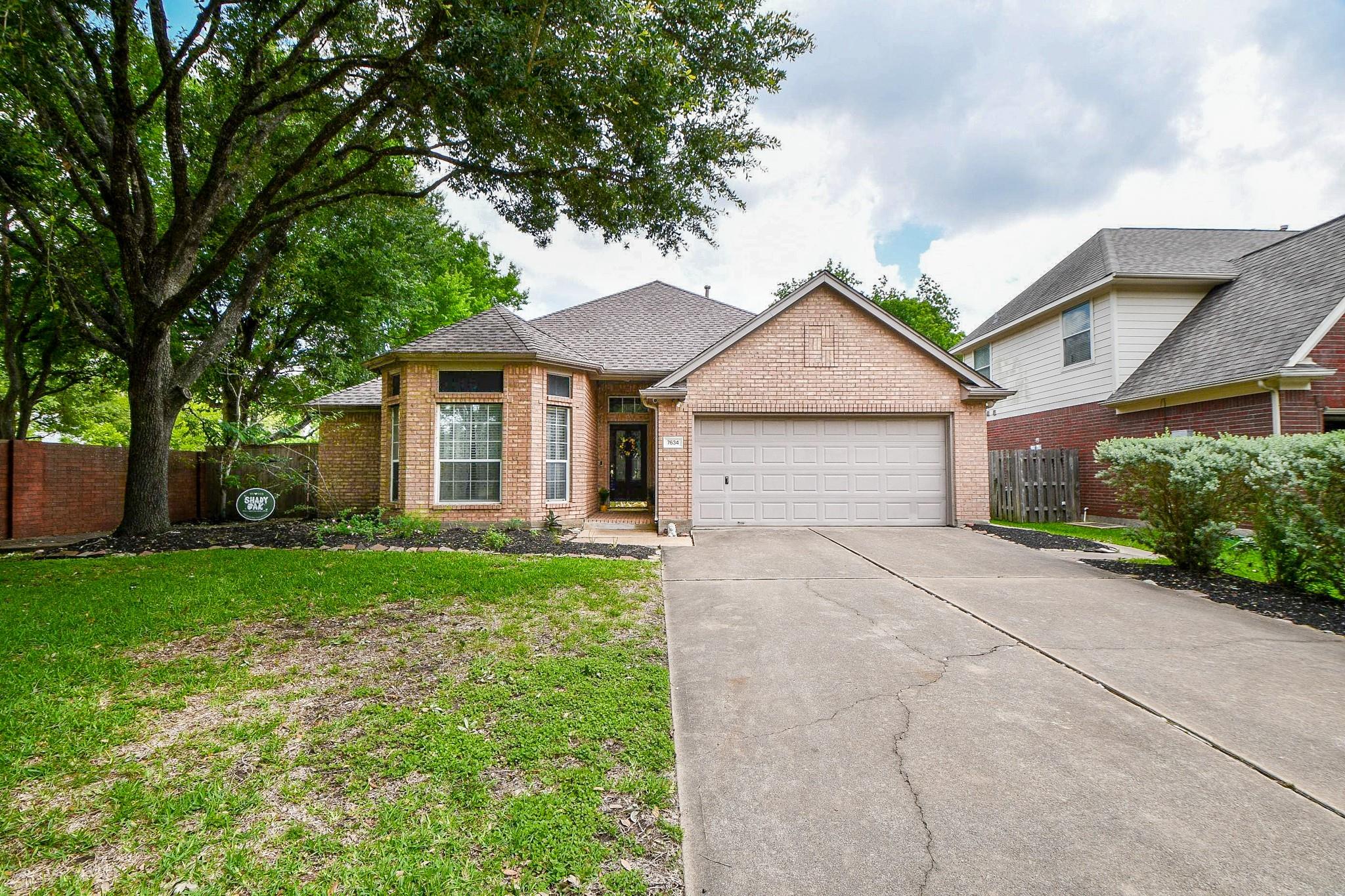 7634 Broken Oak Lane