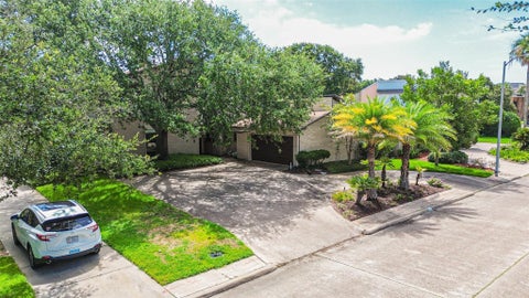 Photo of 6 Park Lane, Galveston, TX 77551 (MLS # 14360904)