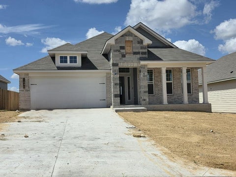 Homes For Sale - 1494 Lake Ridge Drive<br/> Brenham, TX 77833