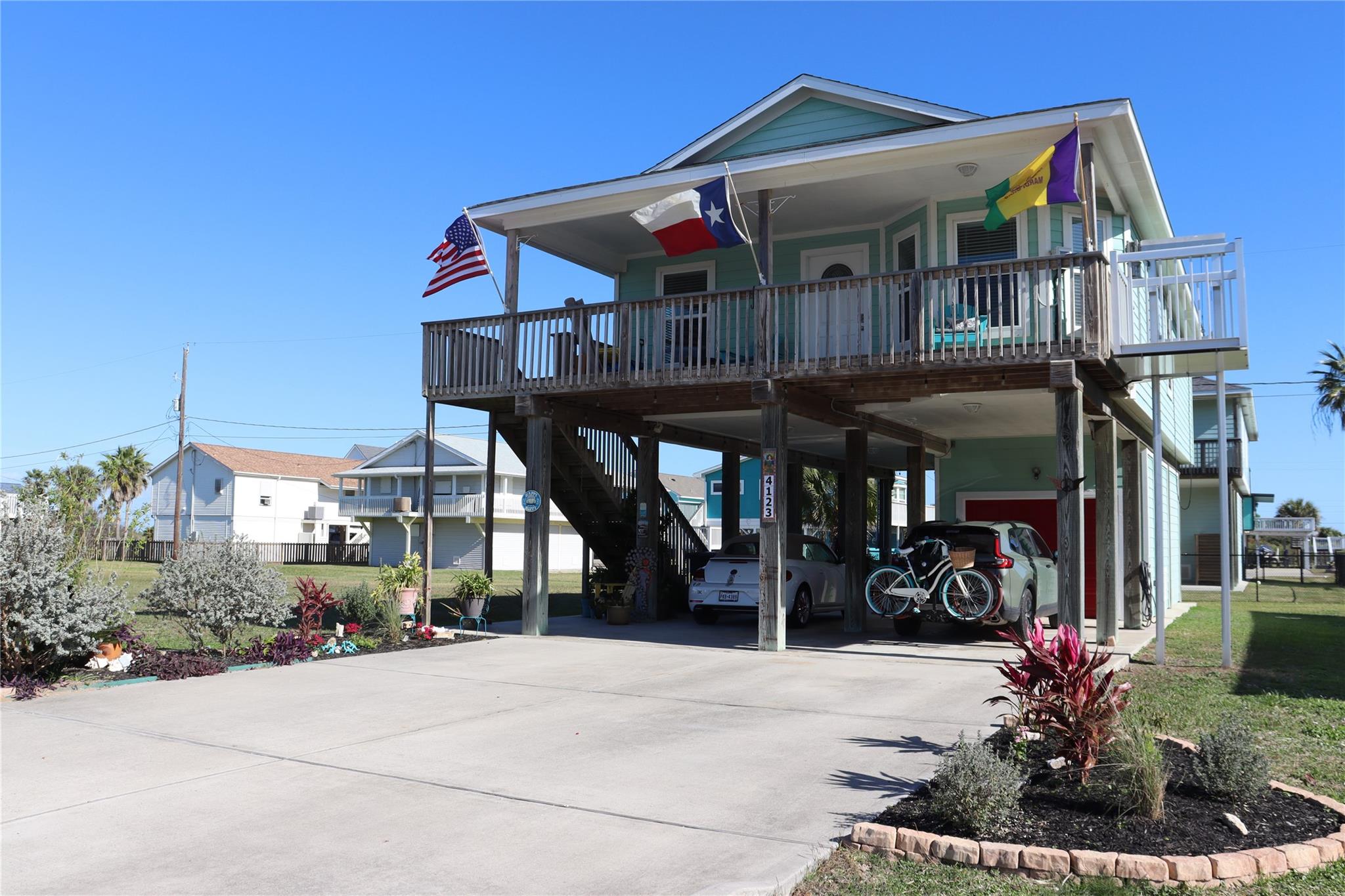 4123 Reeves Drive