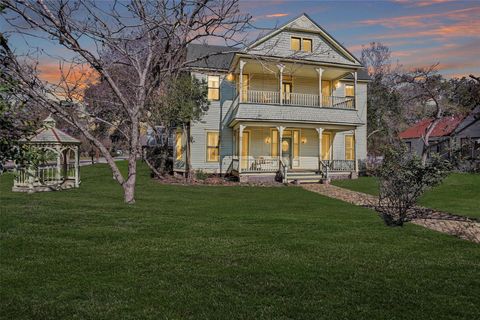 Photo of 311 E Colorado Street, La Grange, TX 78945 (MLS # 88526413)