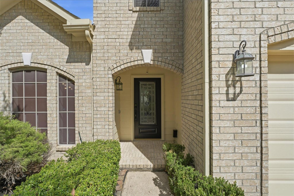 Photo of 8407 Malardcrest Dr DR, Humble, TX 77346 (MLS # 92480815)