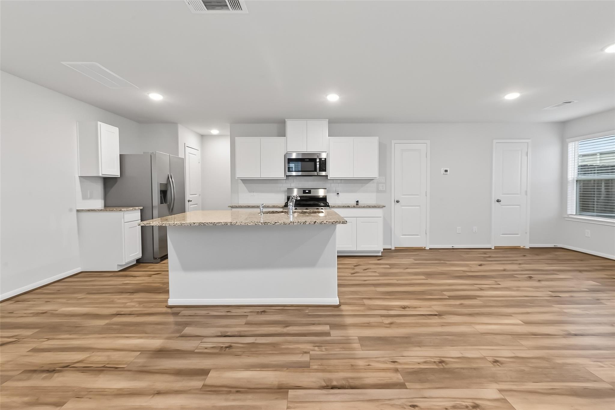 5263 Shallowhurst Lane