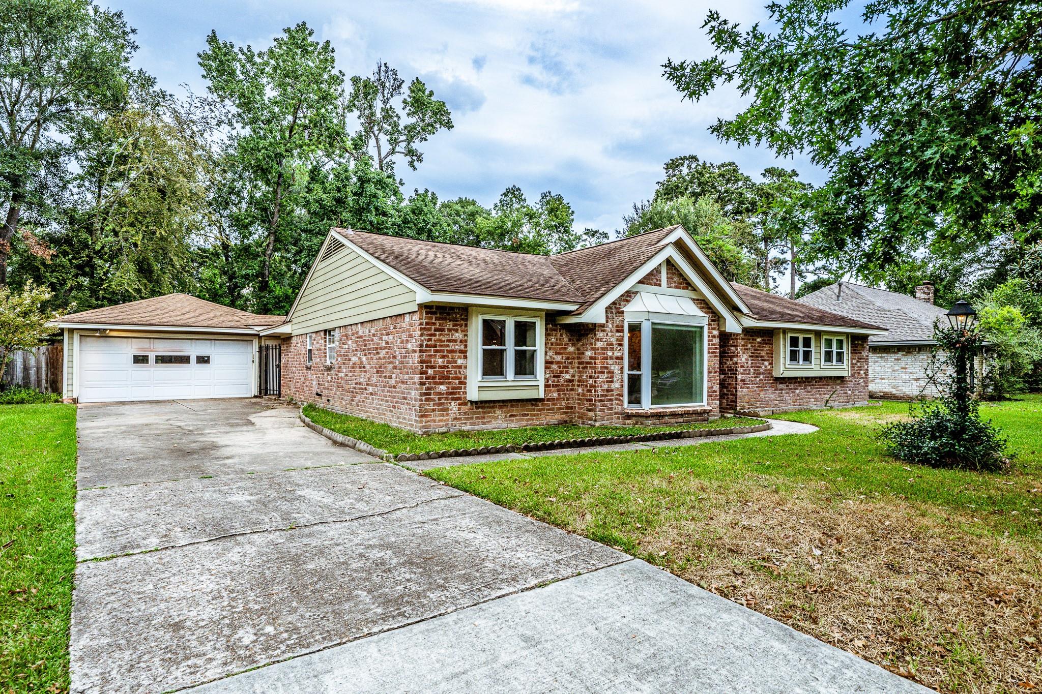 206 Hickory Ridge Drive