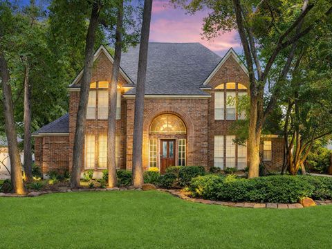 Photo of 47 N Buck Ridge, The Woodlands, TX 77381 (MLS # 56450206)