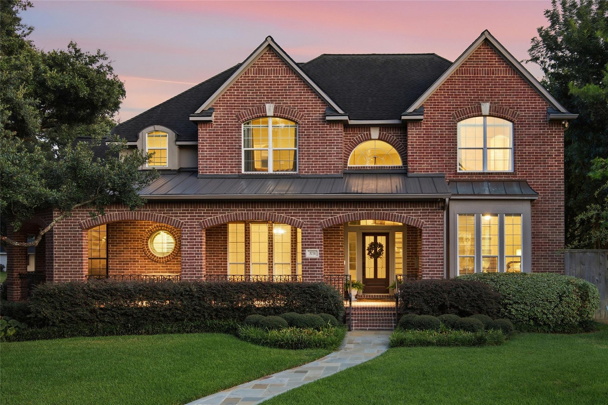 3731 Linkview Drive