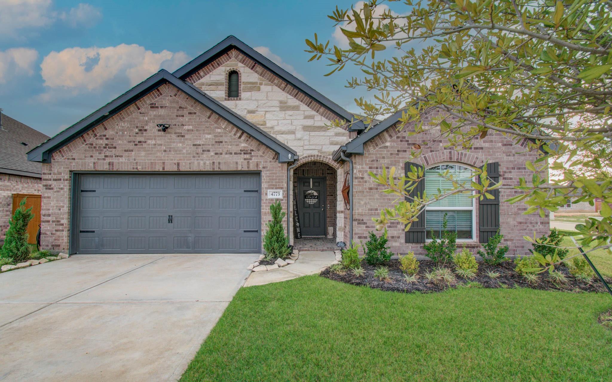 4773 Peony Green Drive