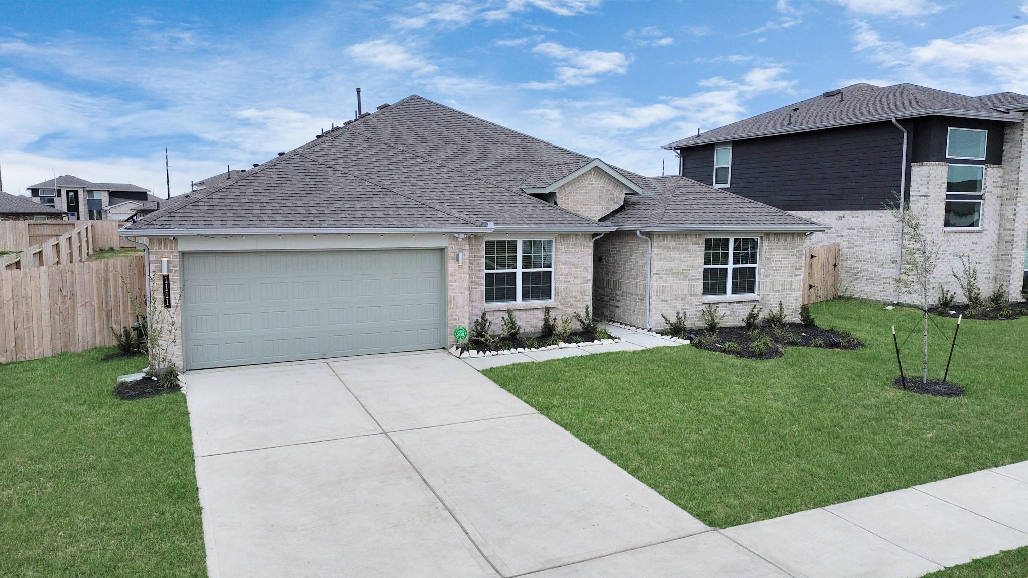 1111 Park Crest Drive
