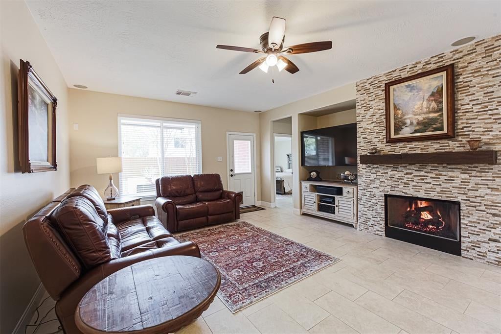 3034 Glenthorpe Lane