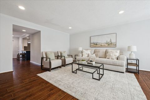Tiny photo for 6462 Burgoyne Road Rd, Houston, TX 77057 (MLS # 60178878)