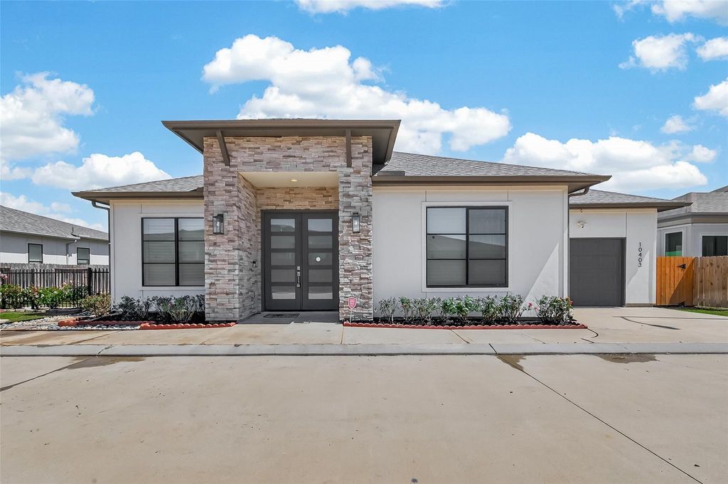 Photo of 10403 Anchorage Passage, Richmond, TX 77407 (MLS # 90488408)