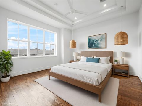 Photo of 802 Detering Street, Houston, TX 77007 (MLS # 65133257)