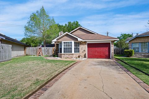 Photo of 1804 Spruce Drive, Rosenberg, TX 77471 (MLS # 42110586)