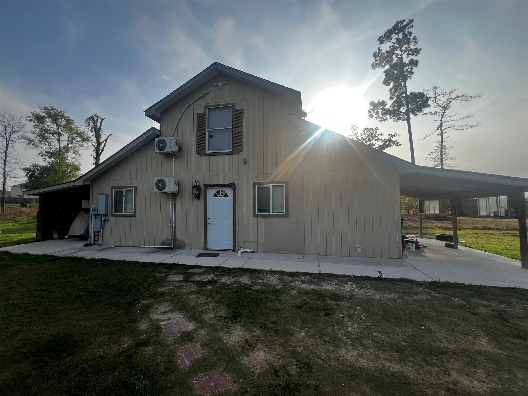 17383 Old Highway 105 E