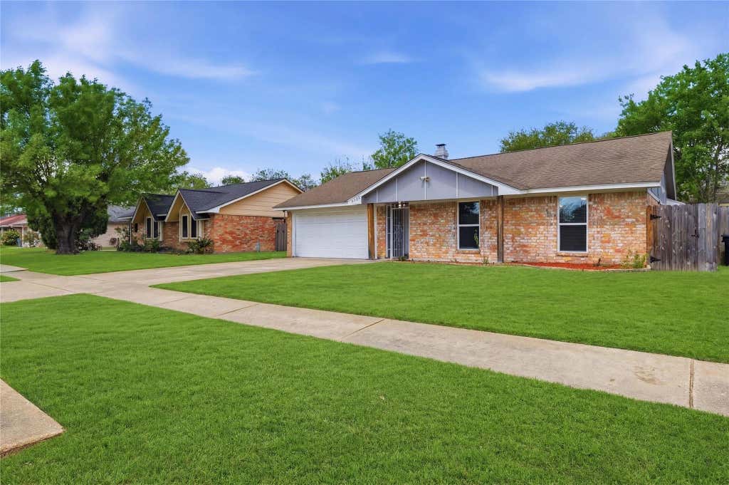 Photo of 7030 Sandswept Lane, Houston, TX 77086 (MLS # 27473268)