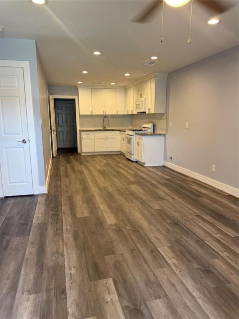 Photo of 6712 Eastwood Street, Houston, TX 77021 (MLS # 14206583)