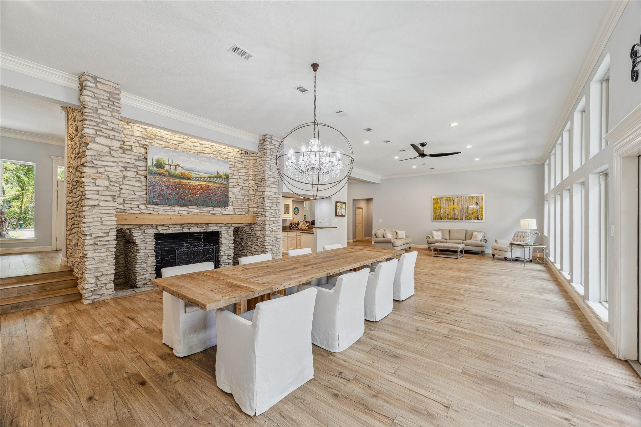 2835 W Wildwind Circle