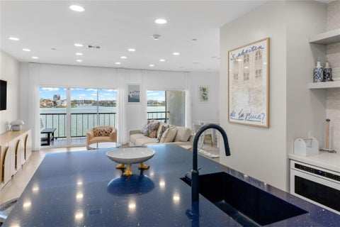 Photo of 401 Lakeside Lane #308, Nassau Bay, TX 77058 (MLS # 68112981)