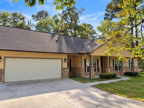 Photo of 1512 Shady Glen Drive, Conroe, TX 77316 (MLS # 18439207)