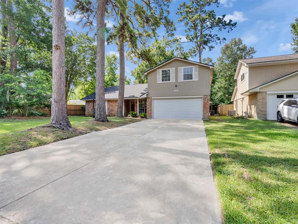 Photo of 2030 Lone Rock Drive, Houston, TX 77339 (MLS # 80513040)