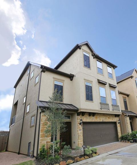 Photo of 10911 Upland Pass, Houston, TX 77043 (MLS # 41796291)