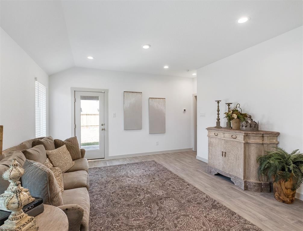 6811 Telford Hollow Trail