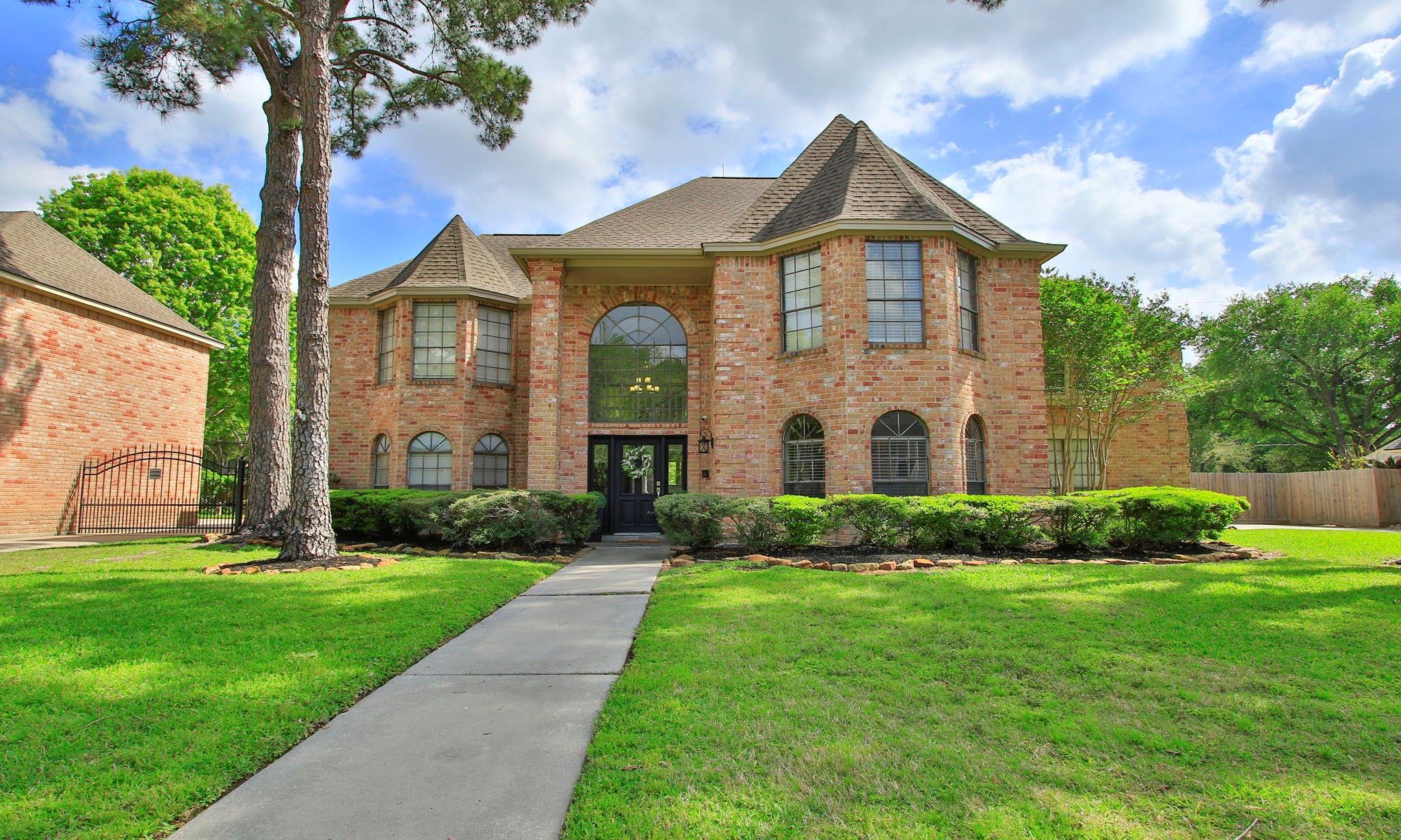 17618 Hidden Forest Drive