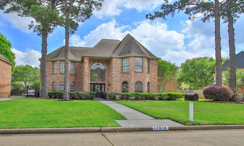 Homes For Sale - 17618 Hidden Forest Drive<br/> Spring, TX 77379