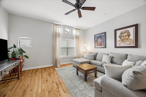 Tiny photo for 8715 Meadowcroft Drive #1102, Houston, TX 77063 (MLS # 13417347)