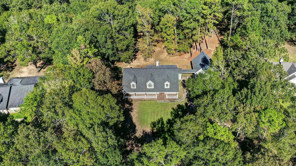 Photo of 1019 Winchester Bend, Huffman, TX 77336 (MLS # 32590096)