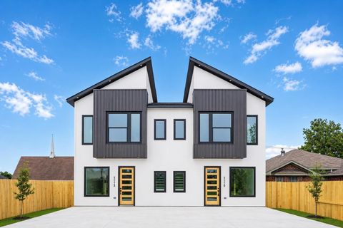 Photo of 8022 Corinth Street #A-B, Houston, TX 77051 (MLS # 54778661)