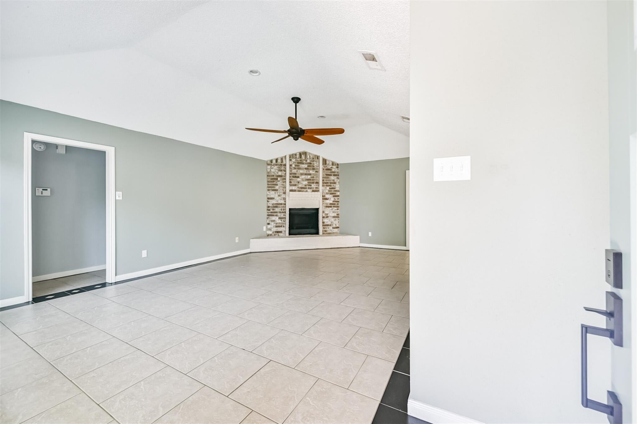 16927 Amidon Drive