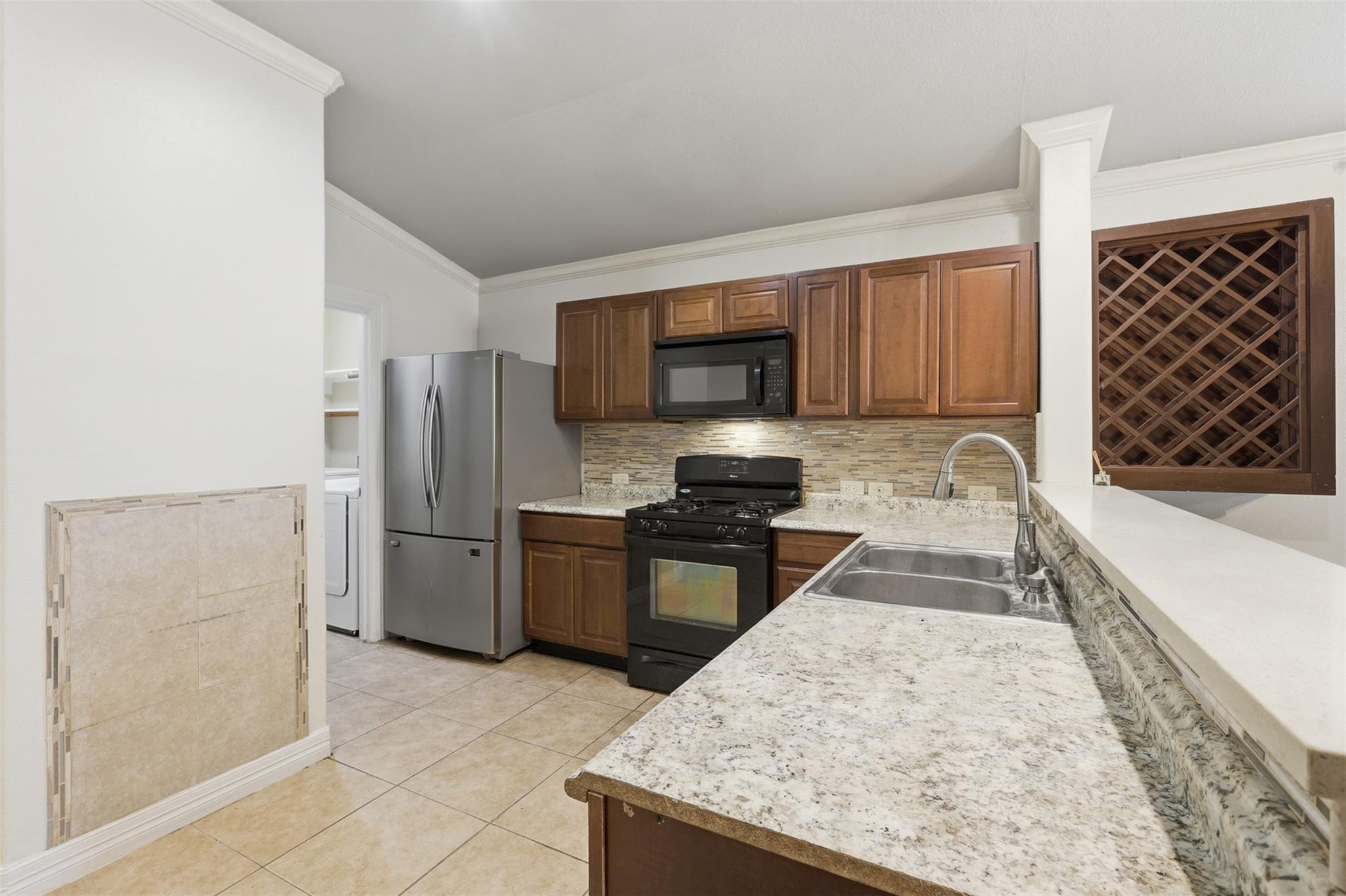 7602 Yucca Field Drive