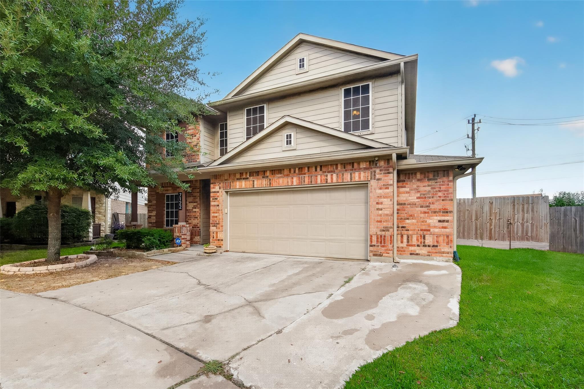 7122 Freesia Court