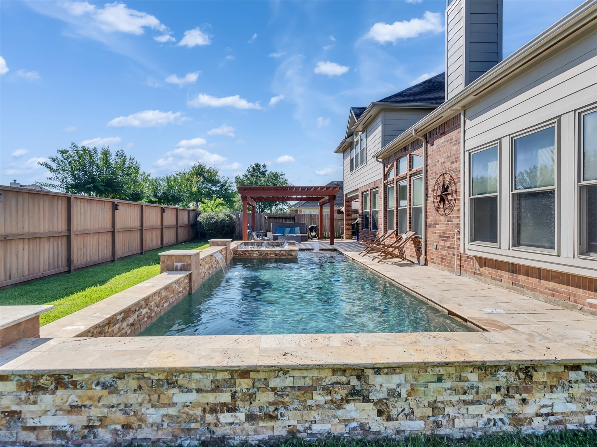 607 Ivory Stone Lane